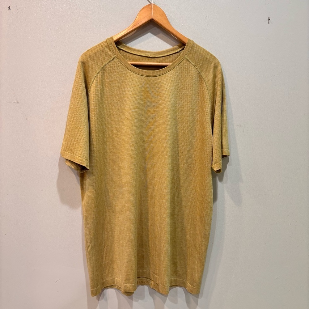 Lululemon Metal Vent Tech Stretch Shirt Men’s Size XXL